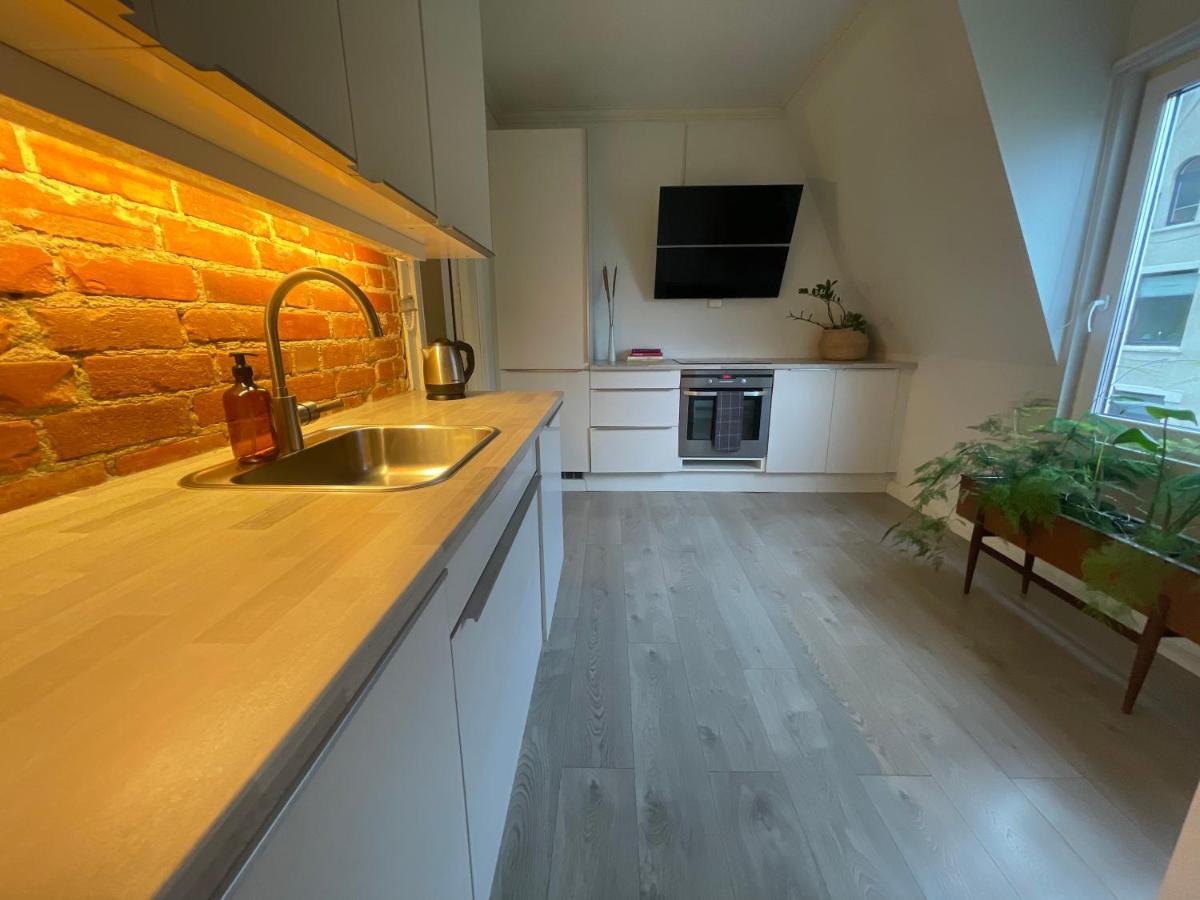 Charming Apartment In Alesund Center With Free Parking Eksteriør billede